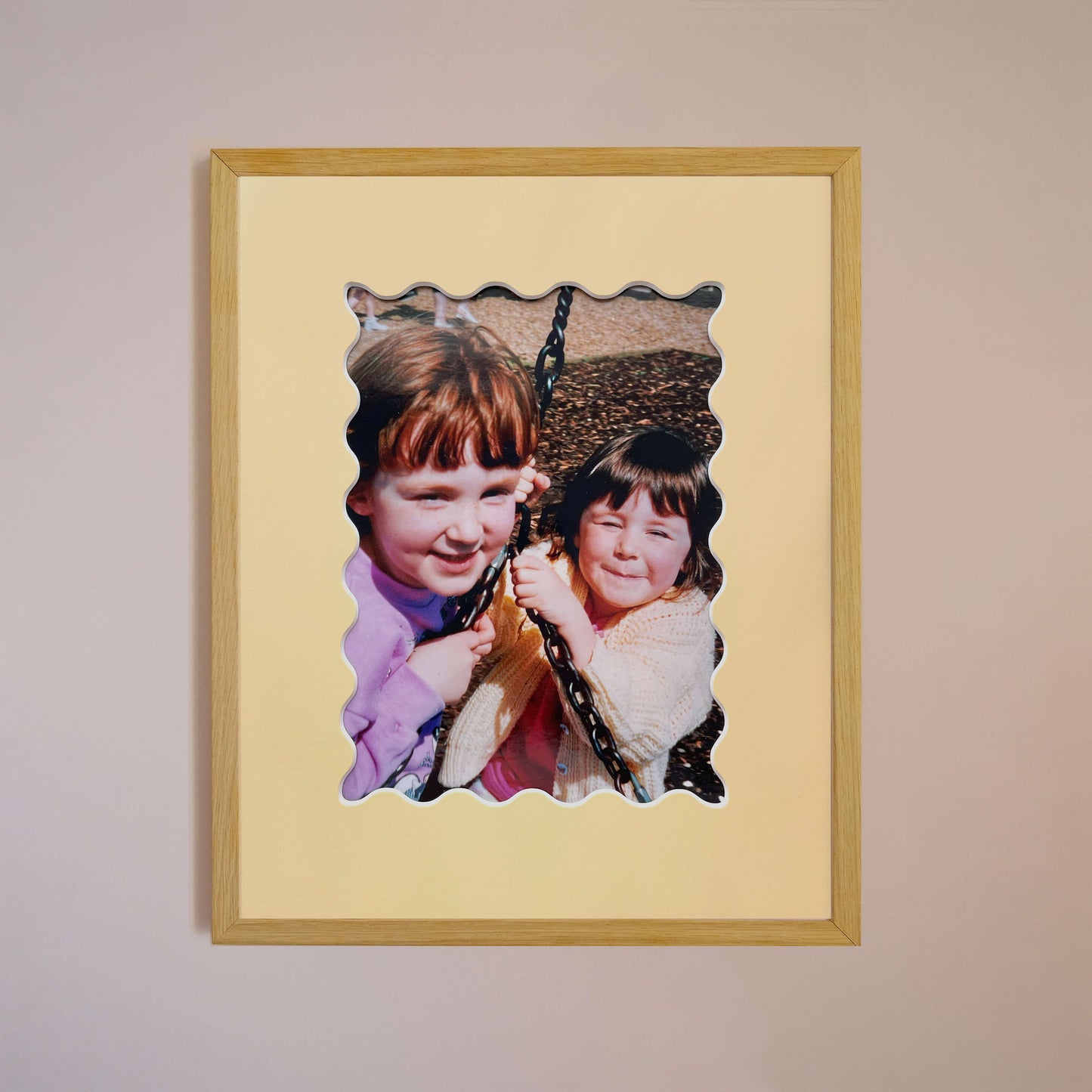RIC RAC PHOTO MOUNT 8x10"